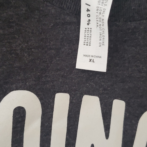 NWOT Men's Outstanding Tee Gray XL - Picture 2 of 3